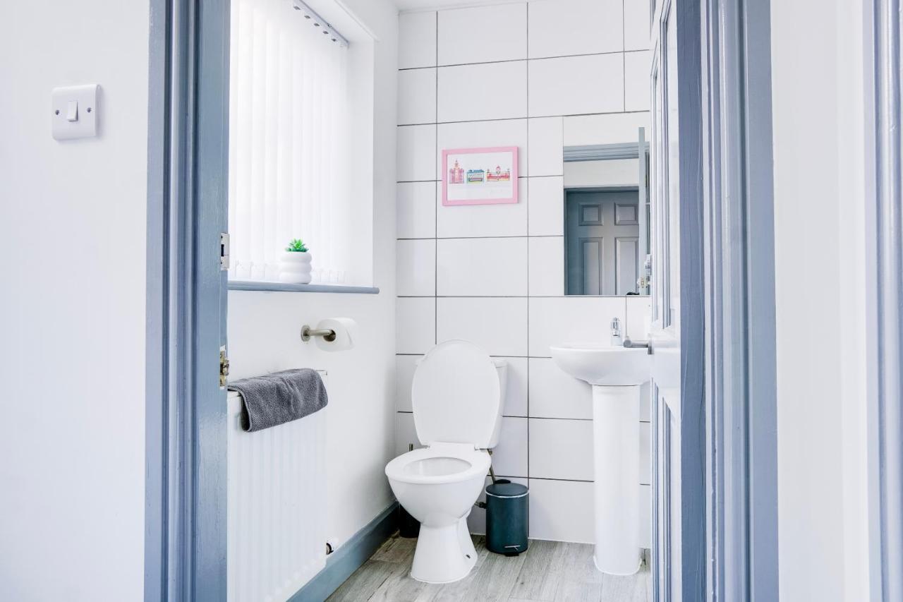 Cosy 3 Bedroom House Near Anfield Stadium Liverpool Zewnętrze zdjęcie